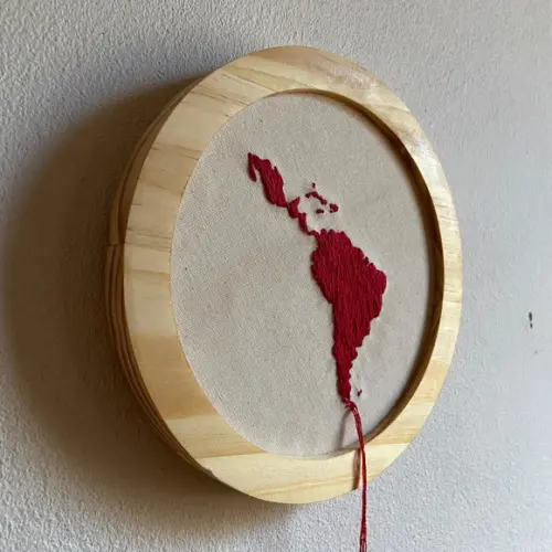 Bastidor Bordado América Latina