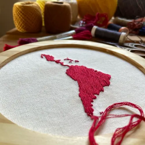 Bastidor Bordado América Latina