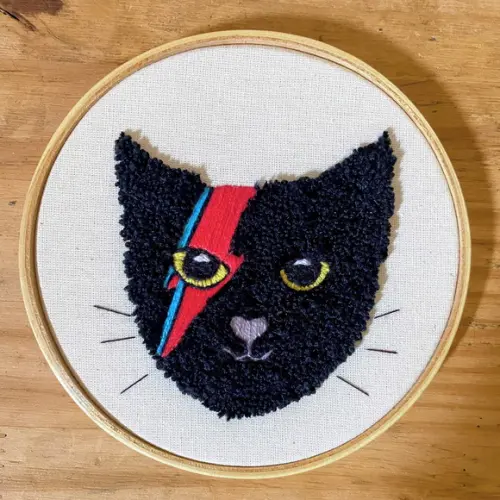 Bastidor Bordado Gatinha - Bowie