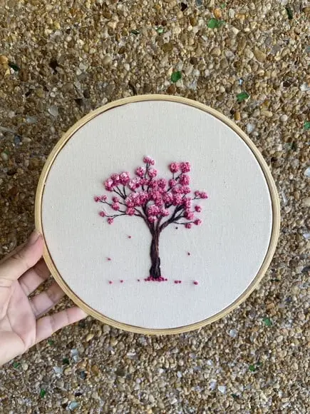 Bastidor Bordado Ipê Rosa (16 Cm)