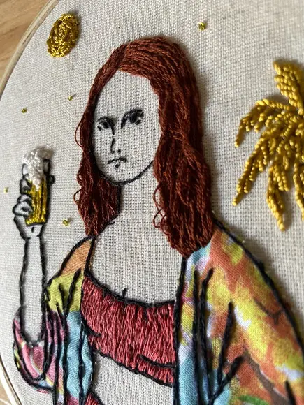 Bastidor Bordado Monalisa e a Cervejinha
