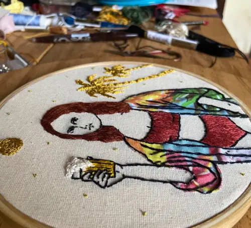 Bastidor Bordado Monalisa e a Cervejinha