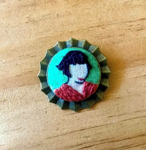 Broche/colar Bordado Amelie