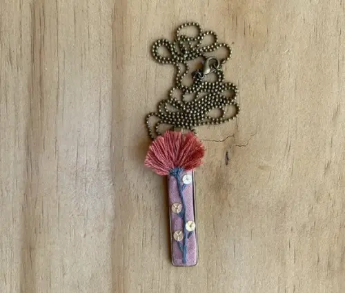 Colar Bordado Rosa Chá VII