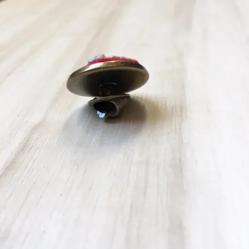 Pin (broche) Bordado Vermelho