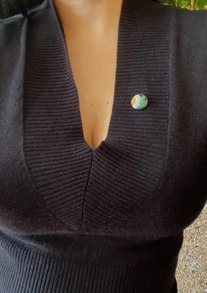 Pin (broche) Bordado