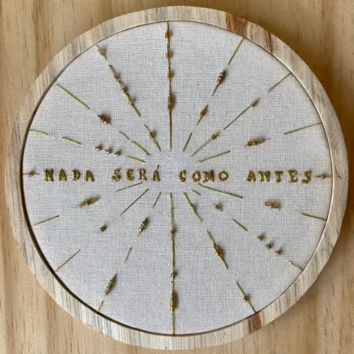 Quadro Bordado Nada Será Como Antes