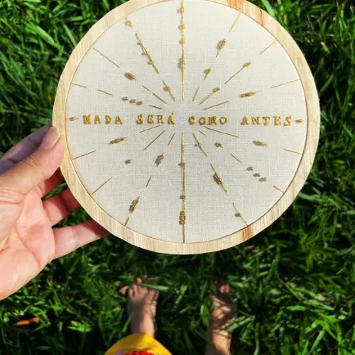 Quadro Bordado Nada Será Como Antes