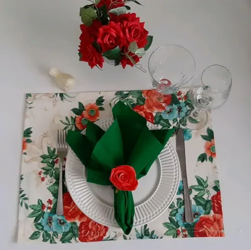 Jogo Americano Impermeável Floral com 4 Peças