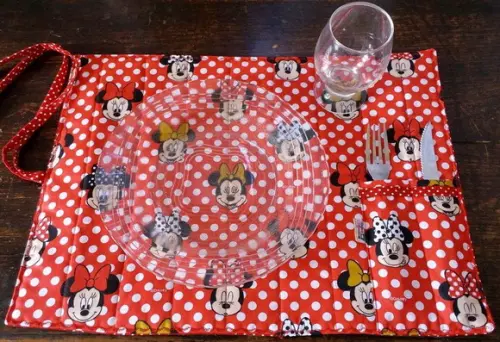 Lugar Americano com Porta Talher Minnie ou Mickey