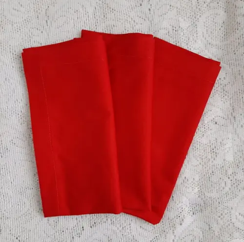 Guardanapo de Natal em Tecido Vermelho Liso Tricoline