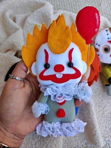 Boneco Pennywise em Feltro ? Artesanal | It: a Coisa