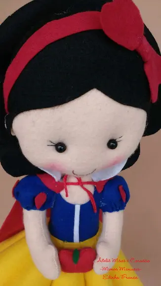 Branca de Neve em feltro