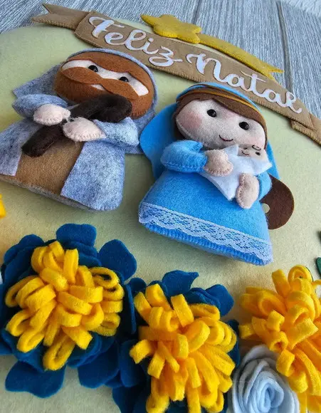 Enfeite de Porta Natal Sagrada Família em Feltro