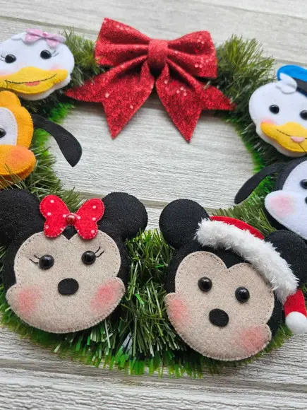 Guirlanda de Natal Disney em Feltro - Mickey e Amigos