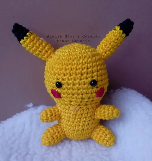 Pikachu em amigurumi