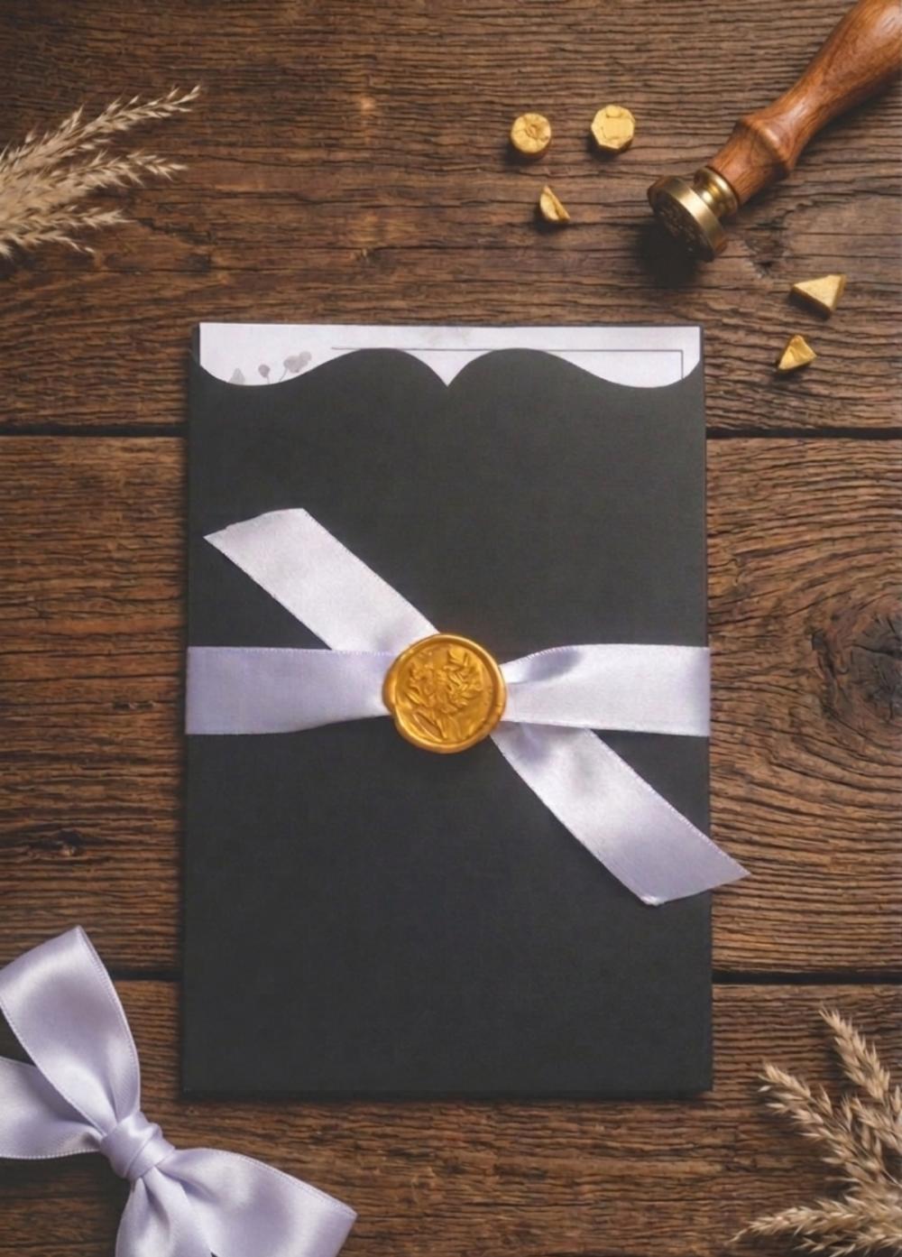 Convite de Casamento Moderno com Envelope Preto, Fita de Cetim e 