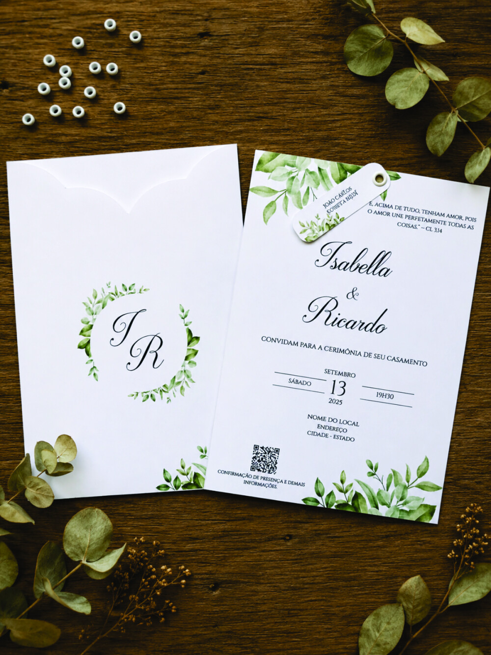 Convite de Casamento Verde Sage com Envelope Luva e Tag com Ilhó