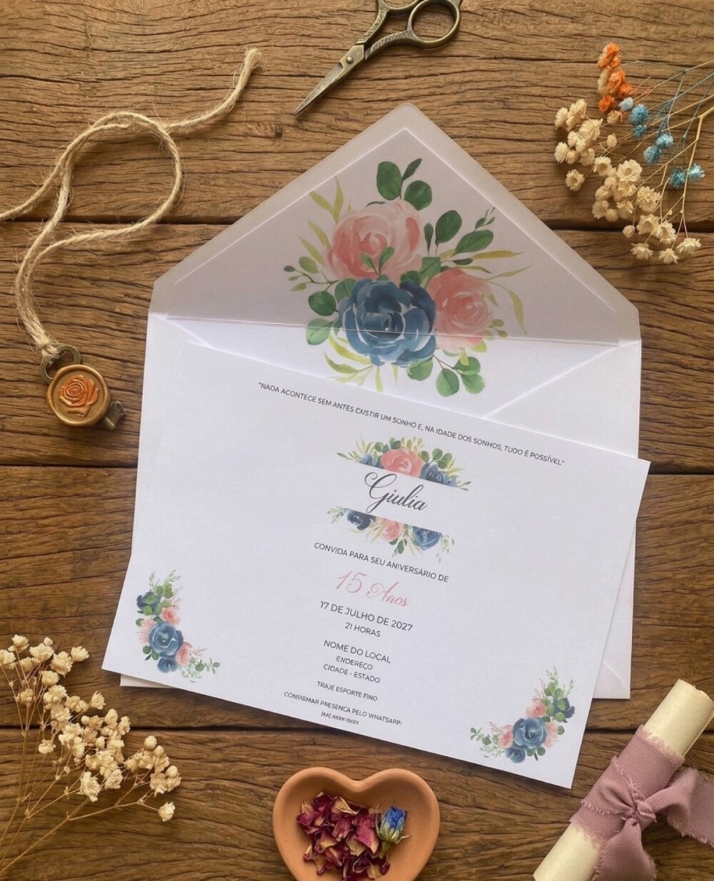 Convite de 15 Anos Floral Rosa e Azul Marinho com Envelope Forrad