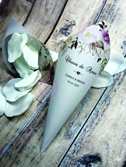 Cone para Pétalas "Chuva de Amor"