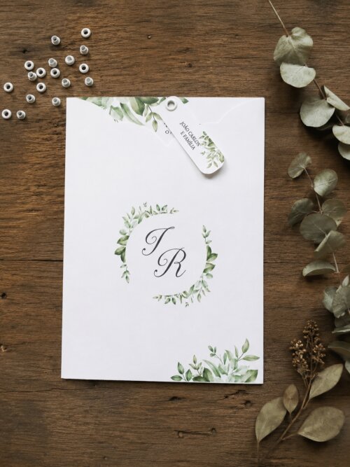 Convite de Casamento Verde Sage com Envelope Luva e Tag com Ilhó