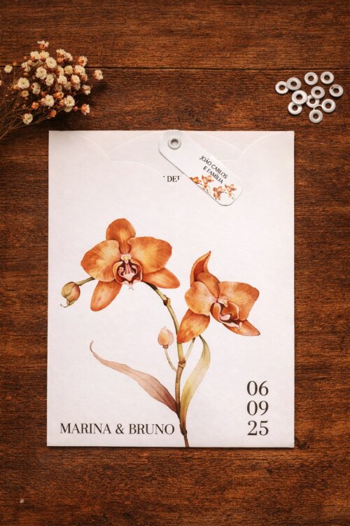 Convite de Casamento em Arco com Orquídeas Terracota, Envelope Luva, Tag e Ilhós Artesanal