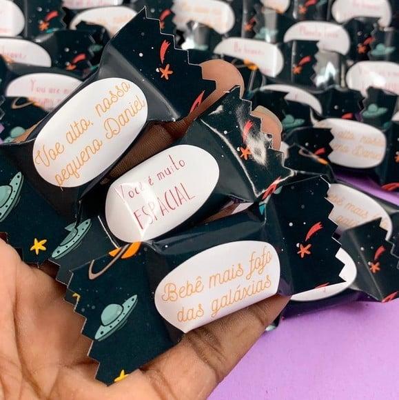 Lembrancinha de Aniversário Balas Personalizadas Astronautas