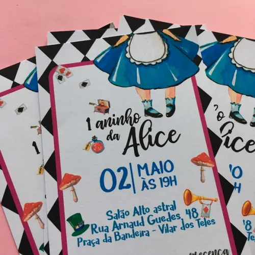 Convite Alice no País das Maravilhas 10x7