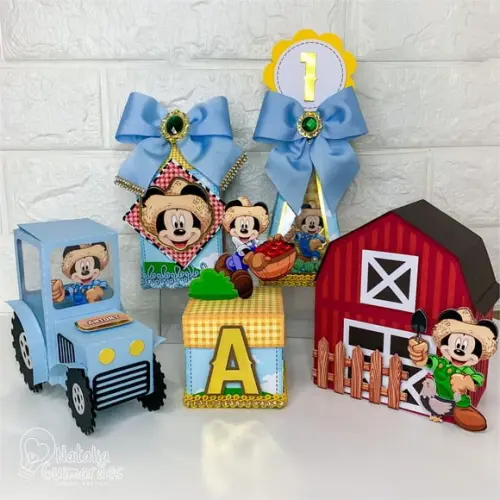 Kit Papelaria Personalizada Mickey Fazendeiro Luxo 50 Caixas