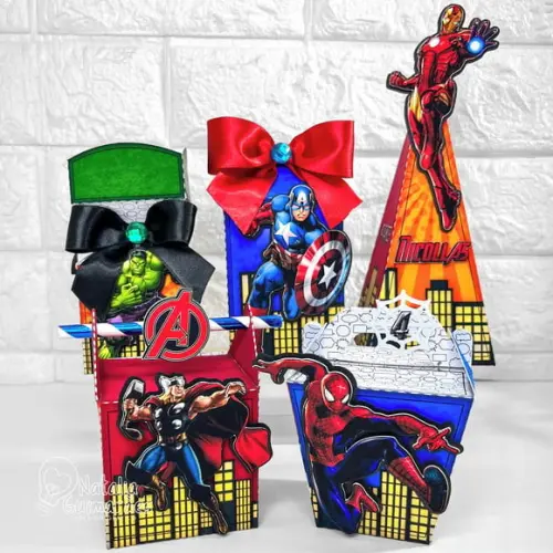 Kit Papelaria Personalizada Vingadores - 30 Caixas