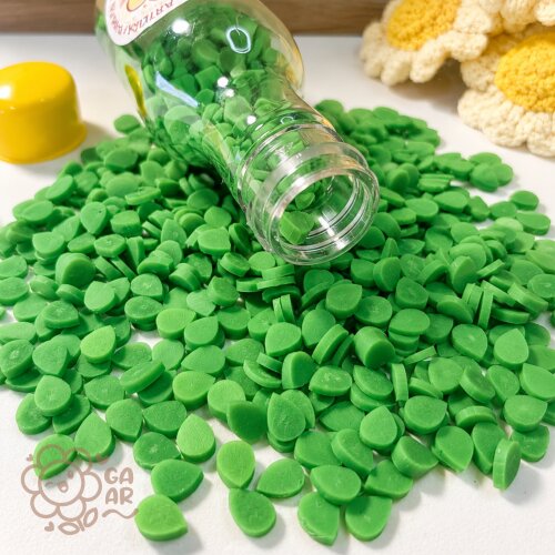 Confeito Fake Mini Folhas em Biscuit para Laços e Artesanato - Garrafinha 40g