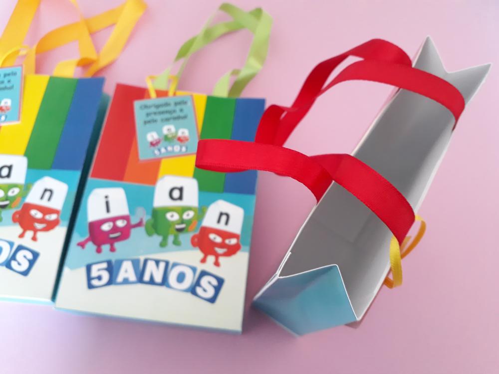 Sacolinhas surpresa dos Alphablocks