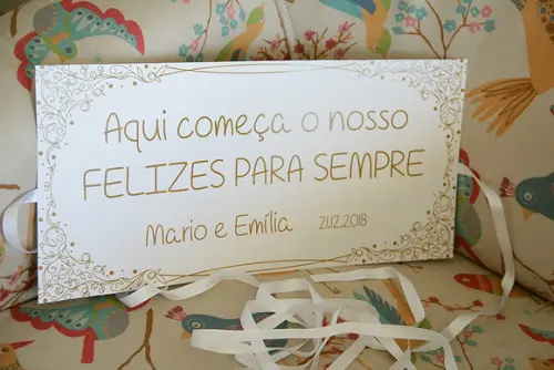 Plaquinha para altar de casamento