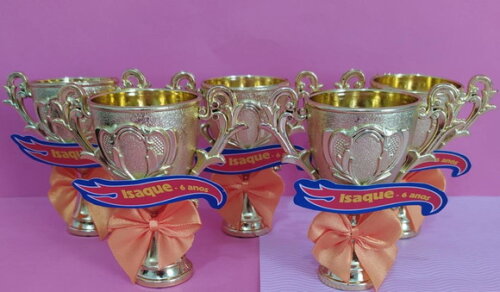 Mini troféu decorado