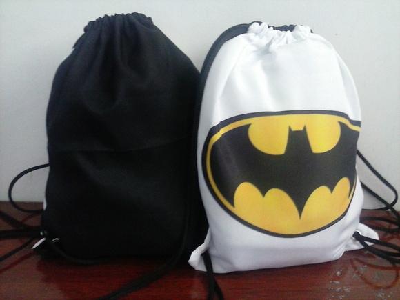 Mochila Sacochila Mochilinha Sacolinha Batman 25x35cm