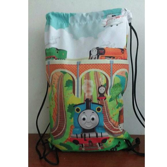 Mochilinha Sacolinha Mochila Sacochila Thomas e Seus Amigos 18x28