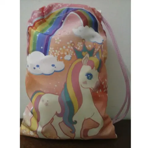 Mochilinha mochila sacochila sacolinha Unicórnio 18x28cm