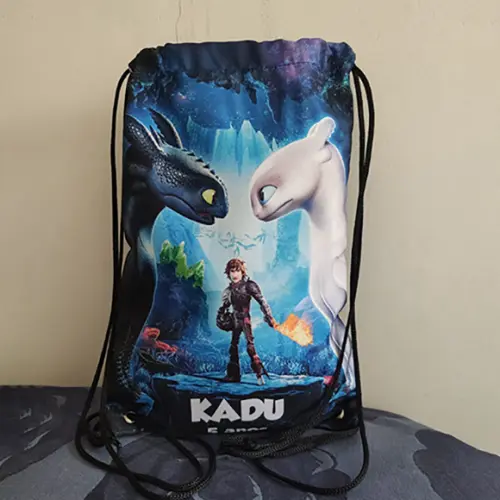 Mochilinha mochila sacochila Como Treinar o Seu Dragão 18x28cm (pequeno)