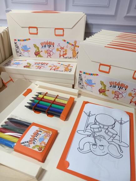 Kit Maletinha de Colorir