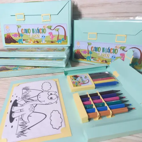 Kit Maletinha de Colorir Personalizada