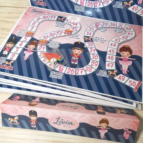 Jogo de Tabuleiro Personalizado