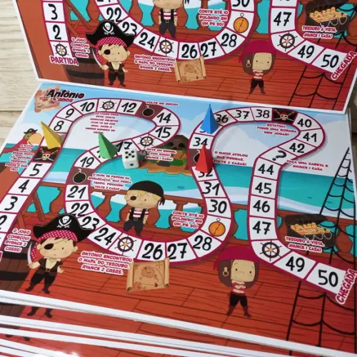 Jogo de Tabuleiro Personalizado