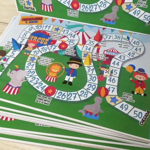 Jogo de Tabuleiro Personalizado