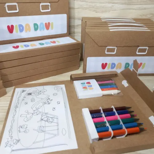 Kit Maleta de Colorir Kraft