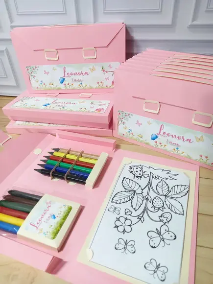Kit Maletinha de Colorir