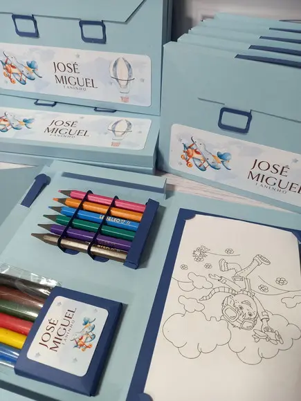 Kit Maletinha de Colorir