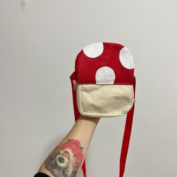 Bolsa Cogumelo Lila + Presilha Libélula