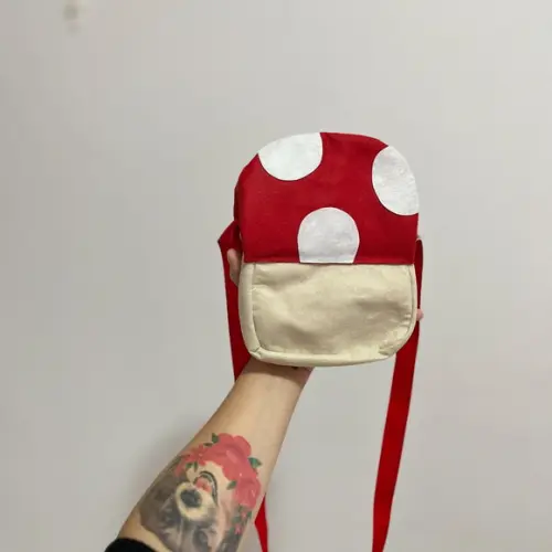 Bolsa Cogumelo Lila + Presilha Libélula