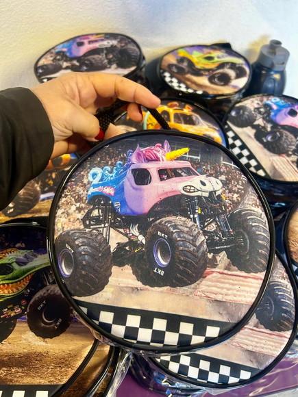Necesserie Monster Truck - Lembrancinha Envio 3 Dias Úteis