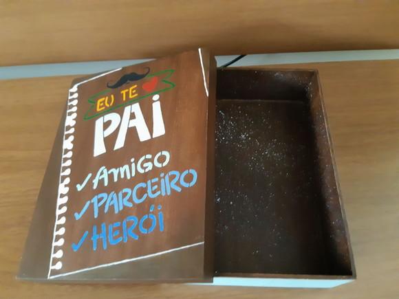 Caixa para Presente Decorada